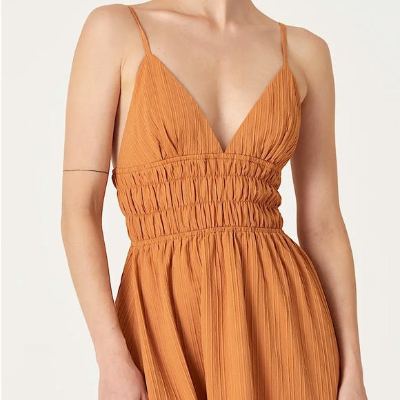 **NWT** CIDER, Orange V-Neck Shirred Waist Midi Dress - Picture 7 of 13